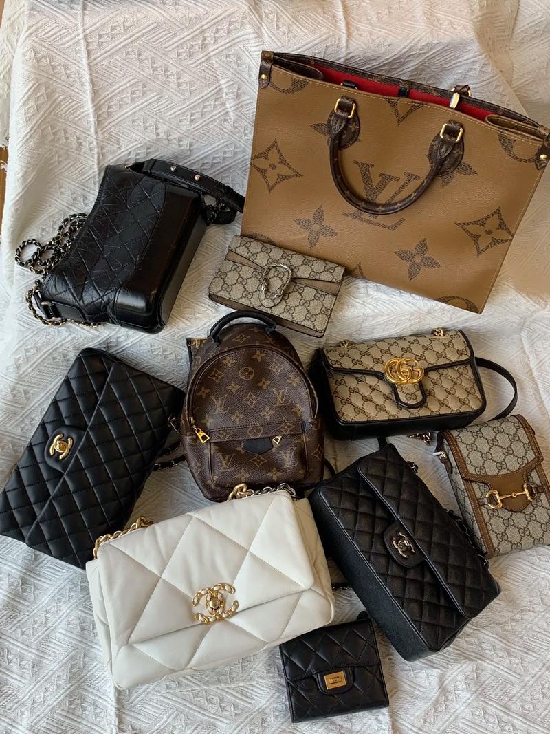 闲置二手奢侈品回收,认准聚云奢.趁着是还是大热门,成色也还不